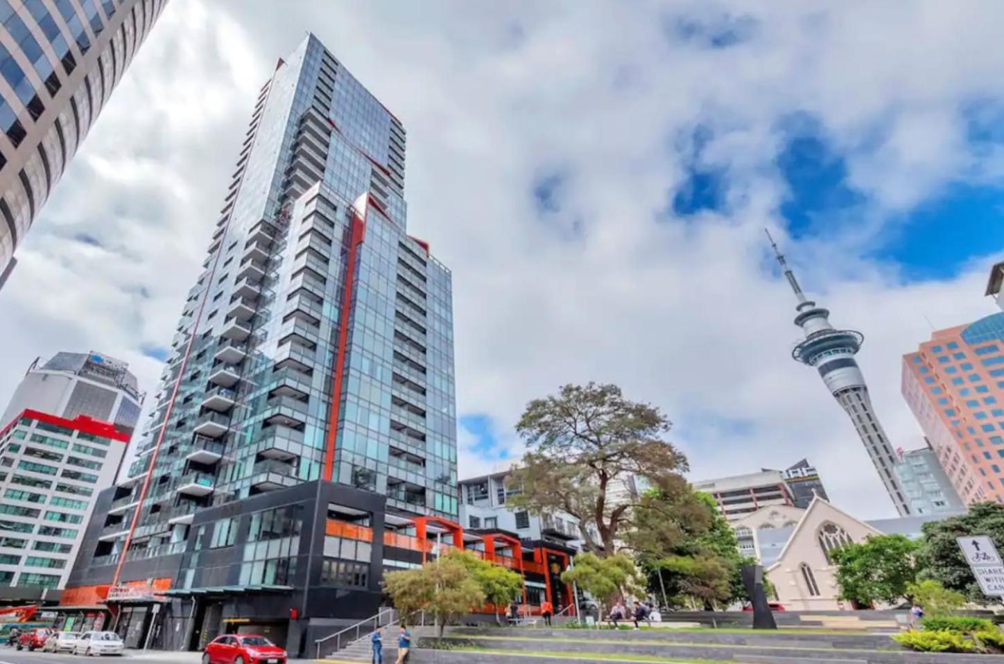 Top Floor Harbour View And Skytower View Apartment In Cbd โอ๊คแลนด์ ภายนอก รูปภาพ
